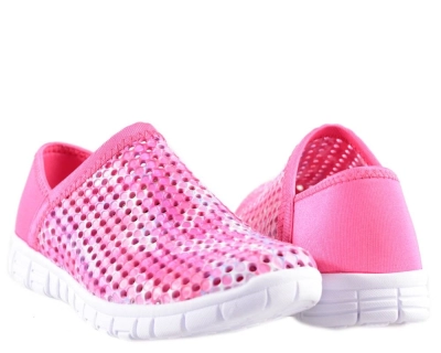 Escan / Кроссовки