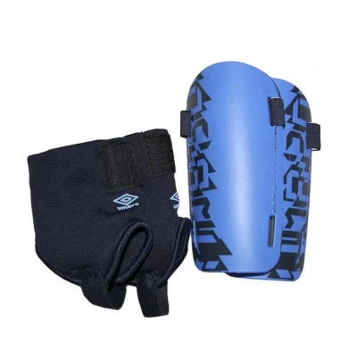 Umbro / Щитки Veloce Guard W/Det Sock