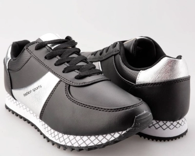 Escan / Кроссовки