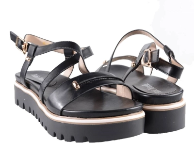 Lorbacsa / Босоножки