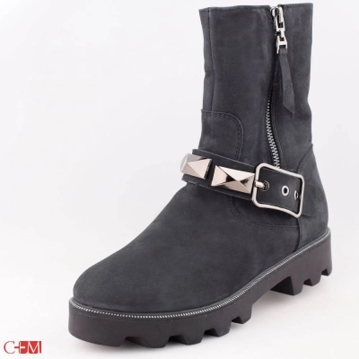 Laura Valorosa / Ботинки