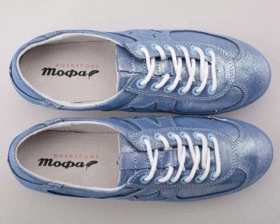 Тофа / Кроссовки