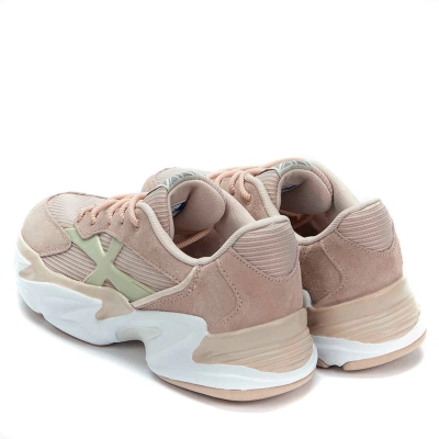 Crosby / Кроссовки