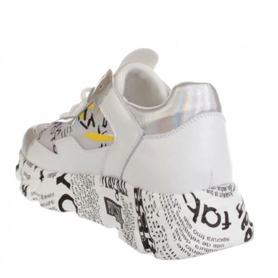 Тофа / Кроссовки