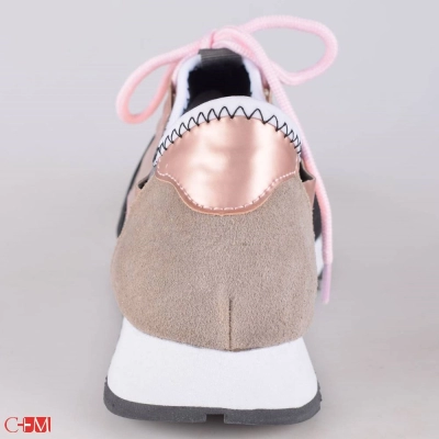 Inario / Кроссовки