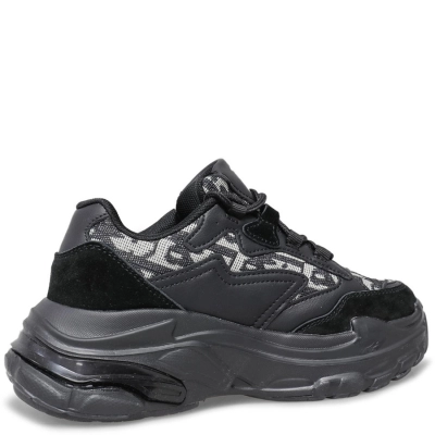 Тофа / Кроссовки