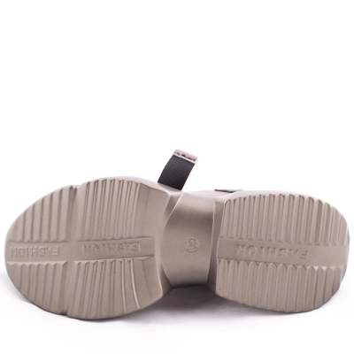 Vensi / Кроссовки