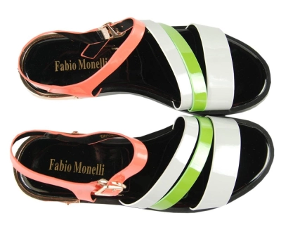 Lorbacsa / Сандалии