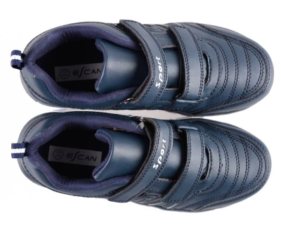 Escan / Кроссовки